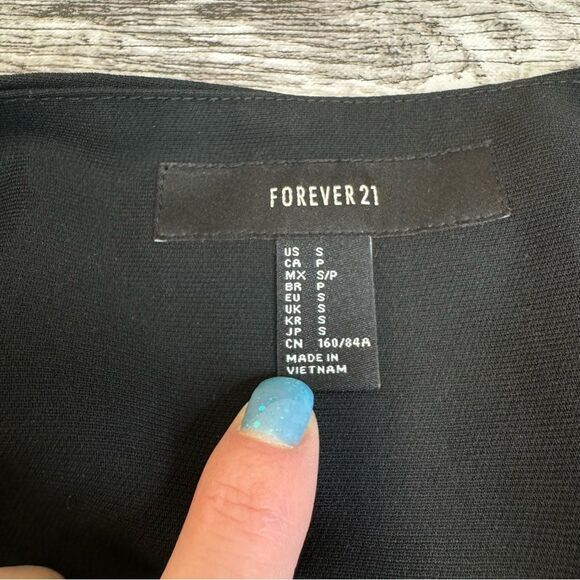 Forever 21 Women's V Neck Single Button Blazer Black S SM Small Lined No Collar - Picture 9 of 12